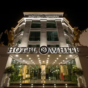 3* Otel S White